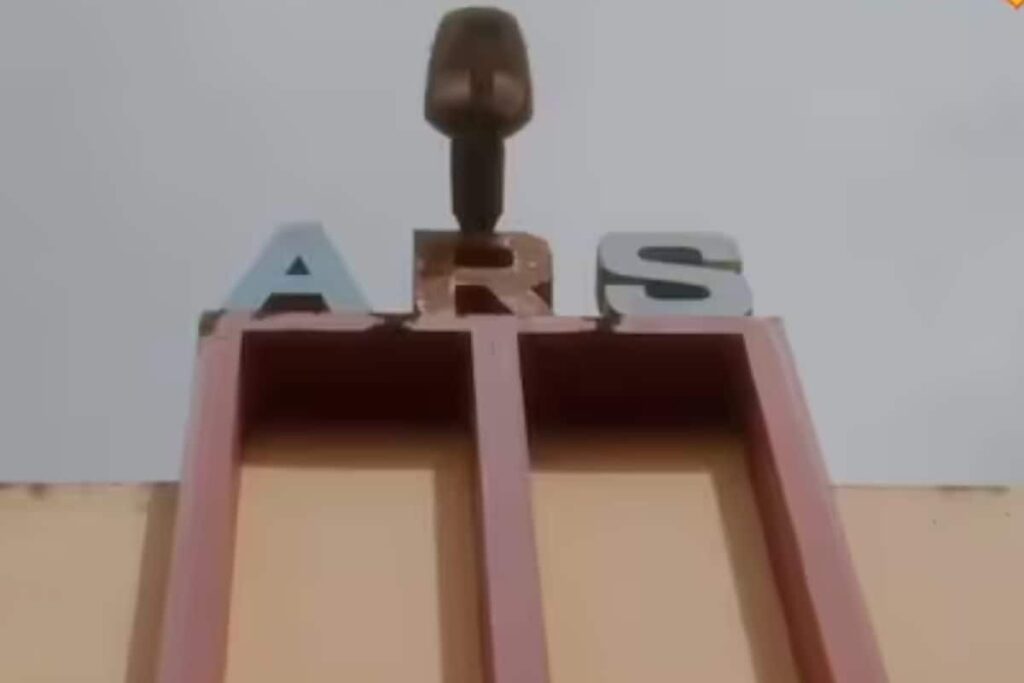 This Old Theatre In Kerala’s Kallara Village Is Still Serving Entertainment, One Film At A Time