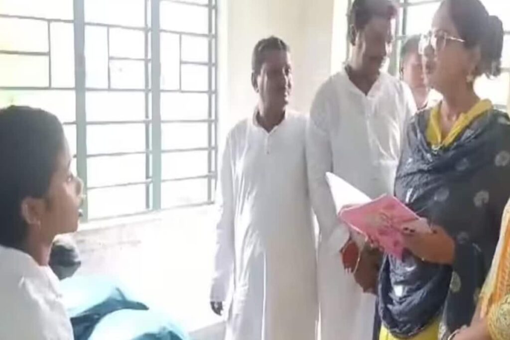 Hooghly MP Rachna Banerjee Takes On Teacher's Role During Visit To Pandua School