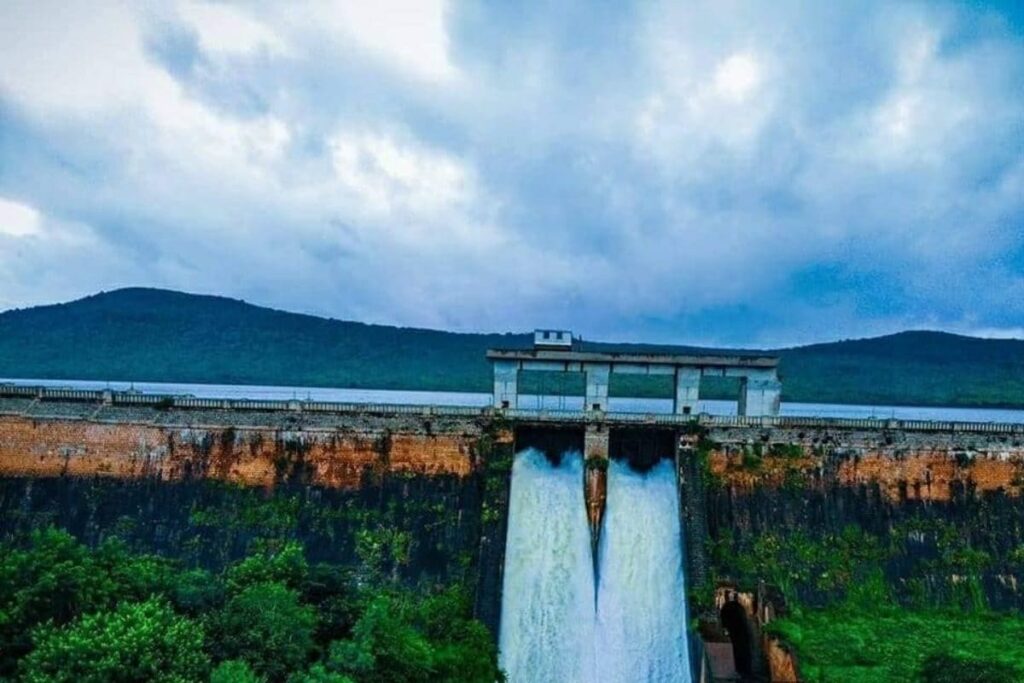 This 637-metre-long Karnataka Dam Is Now A Tourist Attraction