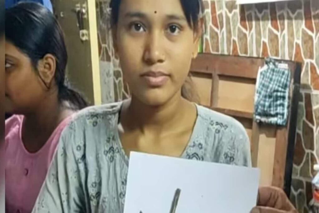 West Bengal Teacher Revives Stone Art, Inspires Students In North Dinajpur