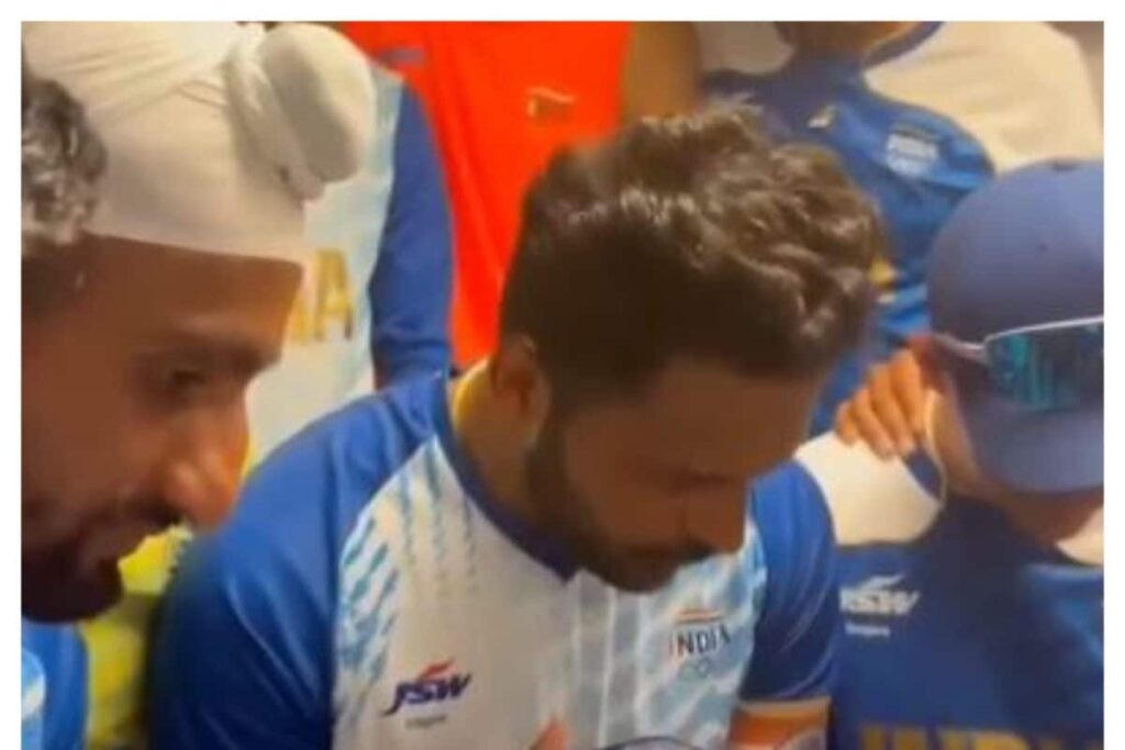 PM Modi Speaks To Indian Men's Hockey Team, Congratulates Over Olympic Bronze Medal Win | WATCH
