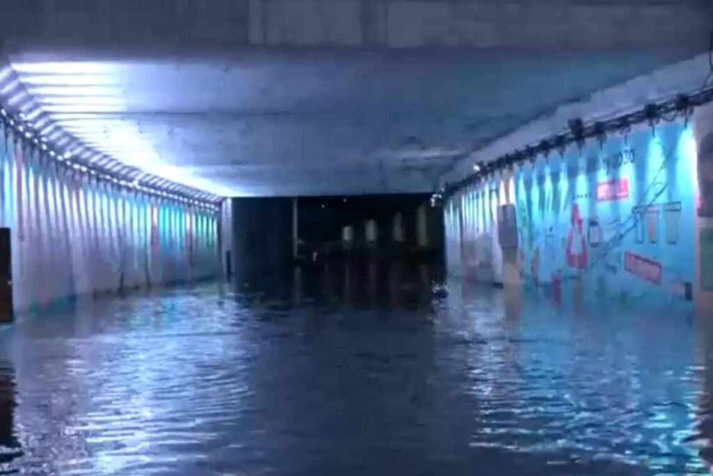 Parts Of Delhi Waterlogged, Underpasses Submerged After Heavy Rain; Traffic Snarls Witnessed