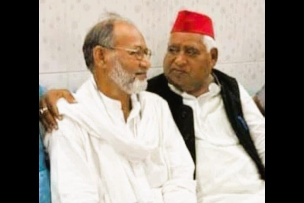 Ayodhya Rape Accused Moid Khan Has History of Communal Clashes, Land Grabbing | All About the SP Leader