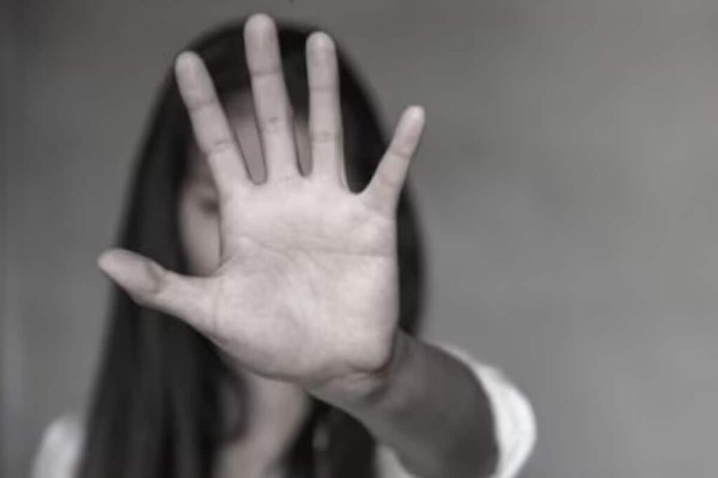 Woman Molested on Skywalk in Mumbai