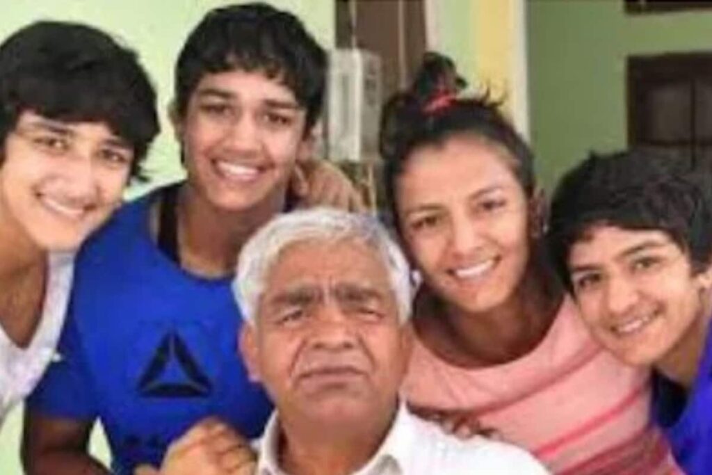 Rift in Haryana's Famous Wrestler Family: The Political Divide Among Phogat Cousins