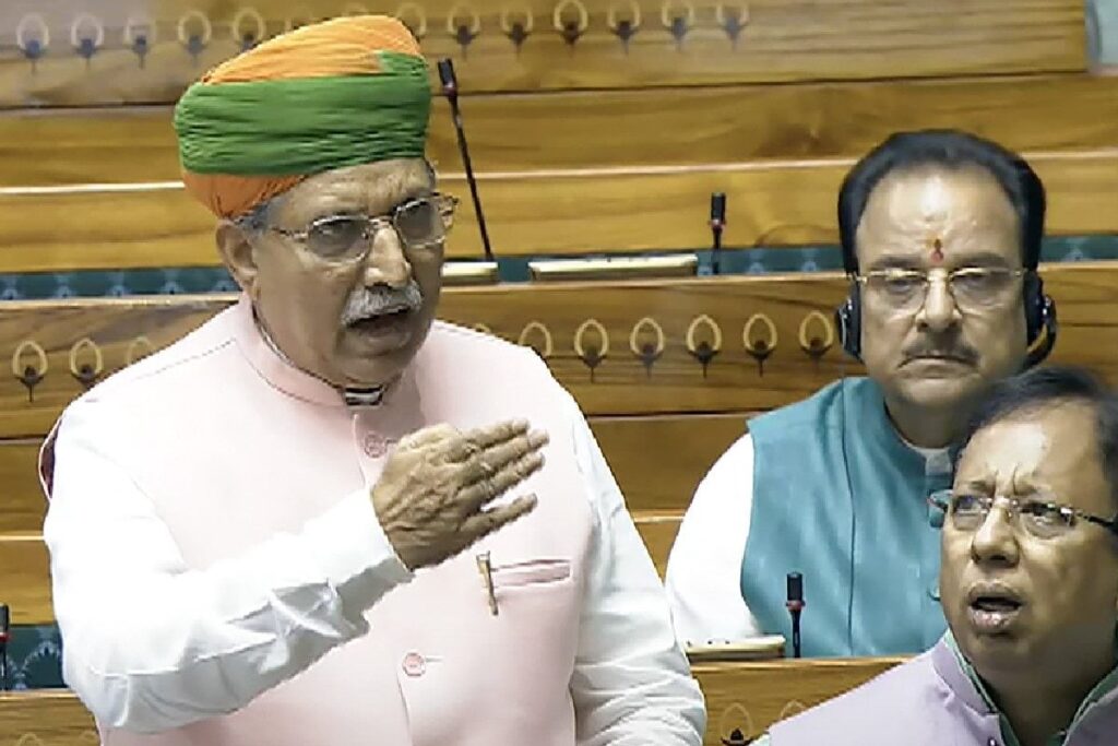 ‘Manmohan Singh, Montek Singh Also Came Through Lateral Entry’: Law Minister Meghwal Fires Back At Rahul Gandhi