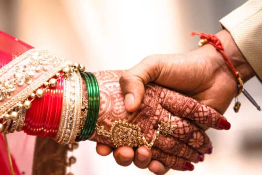 Karnataka Couple Fight Hours After Wedding, Man Kills Wife Using Sickle Before Ending Life