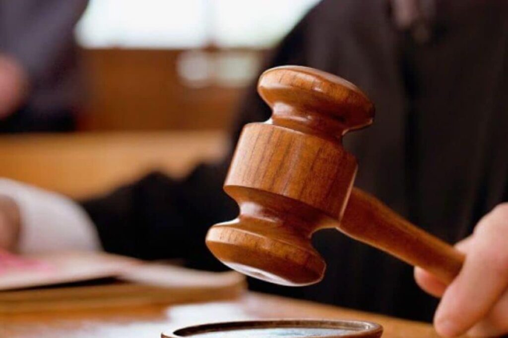 Kerala HC Reduces Sentence of Man Convicted For Sexually Abusing Minor Daughter