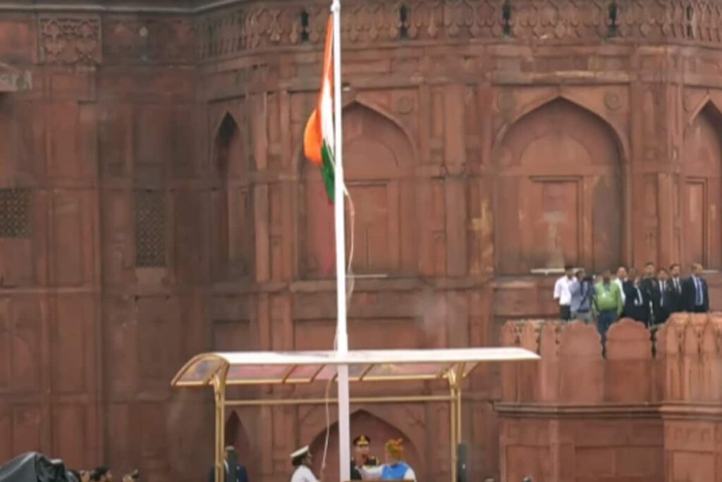 PM Modi Hoists National Flag At Red Fort On 78th Independence Day | Watch