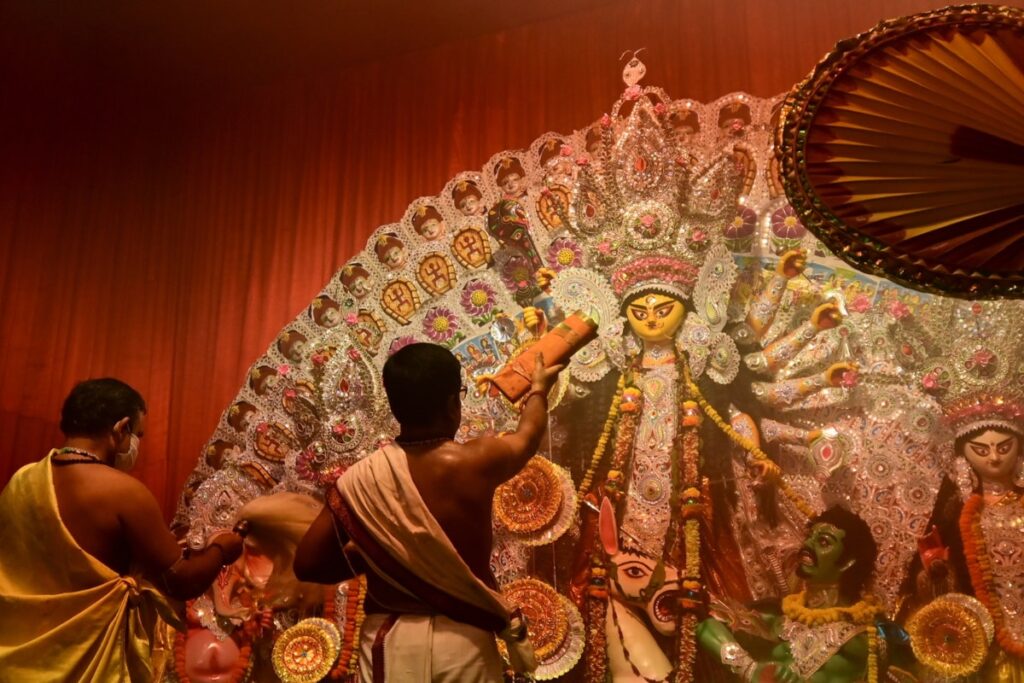 Kolkata Doctor Rape-Murder: Durga Puja Organiser Calls Upon Others To Decline Bengal Govt's Rs 85,000 Honorarium