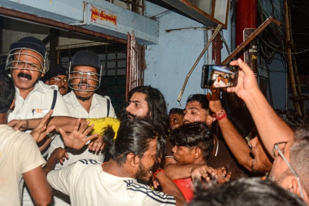 Kolkata Doctor Rape-Murder: 10 Arrested For Violence At RG Kar Hospital During Midnight Protests