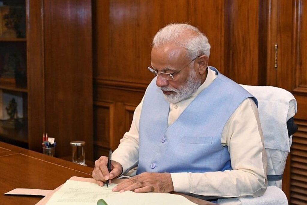 A Letter From PMO Brought Cheers To These 9 Women In Bihar, Here's What It Said