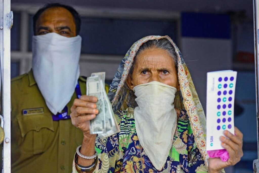 PM Jan Dhan Yojana Completes 10 Years: Over 52 Crore Accounts Opened, Here's What Makes The Scheme Special