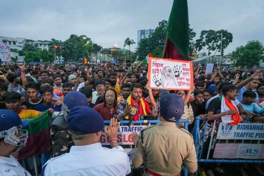 'Classic Case Of Excesses': Police Crackdown On Kolkata Rape-Murder Posts Draws Flak, TMC Jumps To The Defence