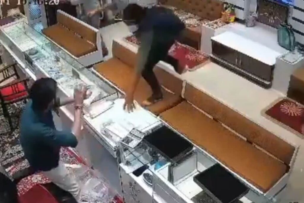 Rajasthan: Owner Killed During Loot At Jewellery Store, Incident Caught On Camera