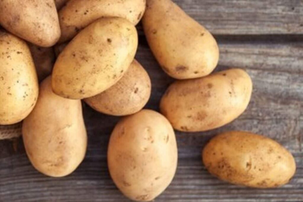 UP Cop Demands 5 Kg Potatoes as 'bribe', Suspended After Audio Goes Viral