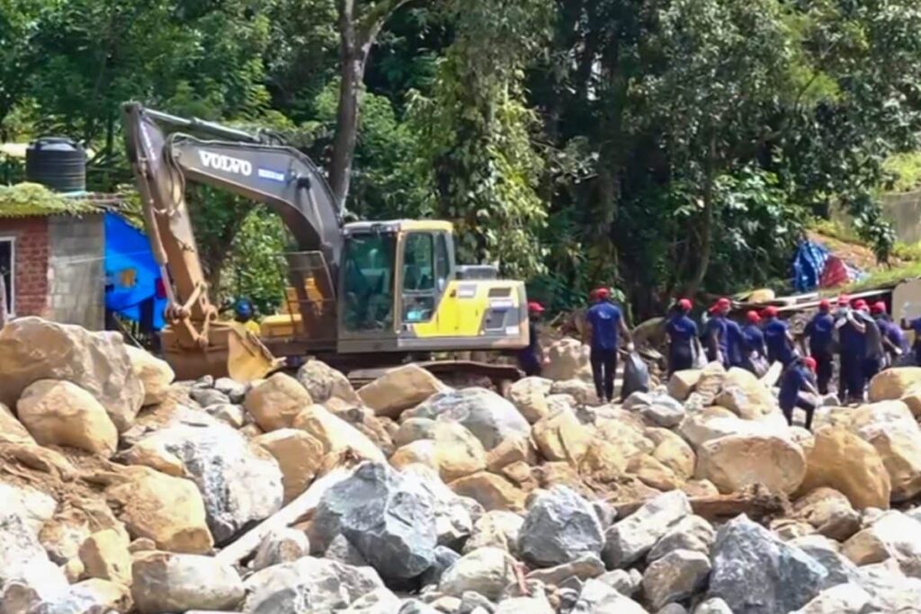 Search Mission Continues In Landslide-hit Wayanad; Special Drive Held To Retrieve Documents