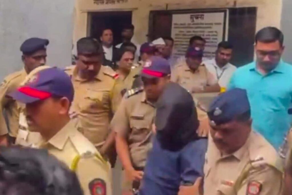 Badlapur Sexual Assault Accused, Cop Wounded In Exchange Of Fire Inside Police Vehicle