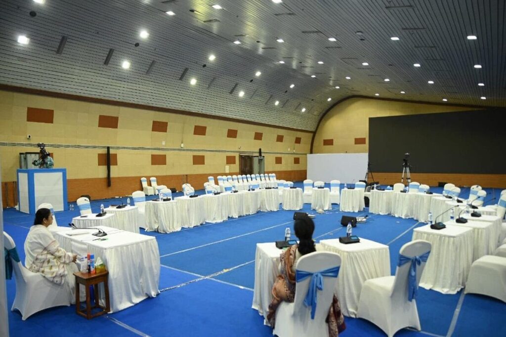 'Waiting For Two Hours': Mamata Banerjee, Doctors Yet To Meet As Deadlock Over Live Streaming Continues