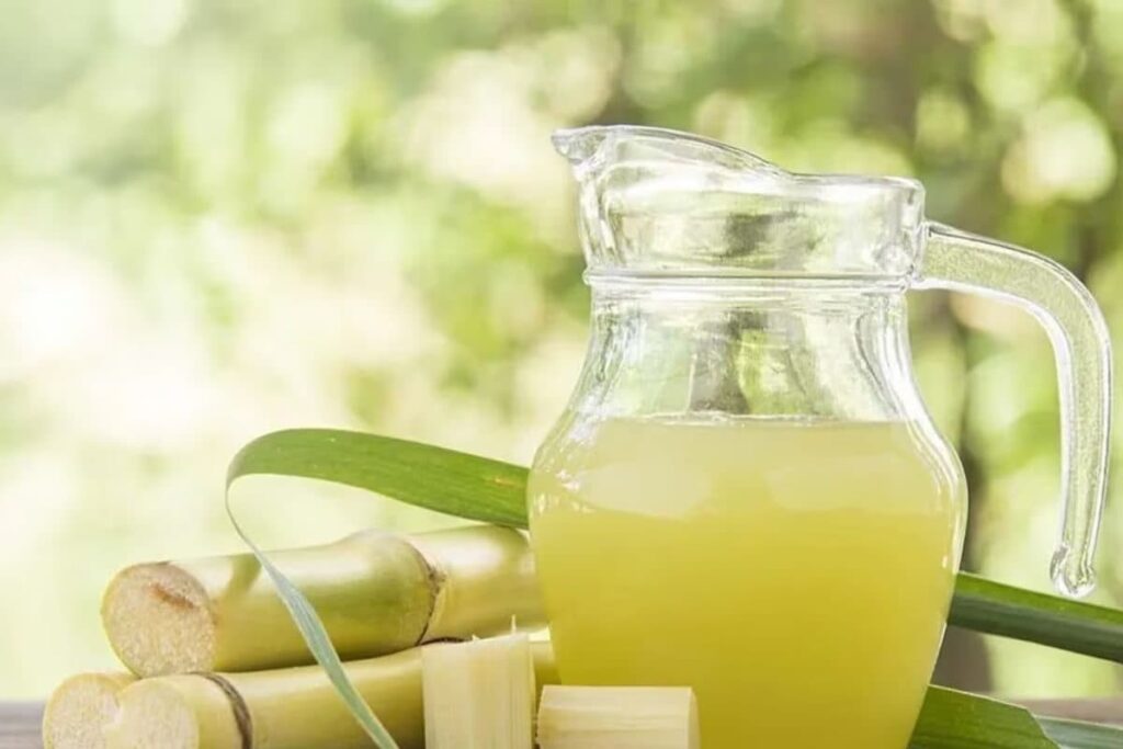 UP: Juice Vendor, Juvenile Held For Mixing Urine In Customer's Drinks