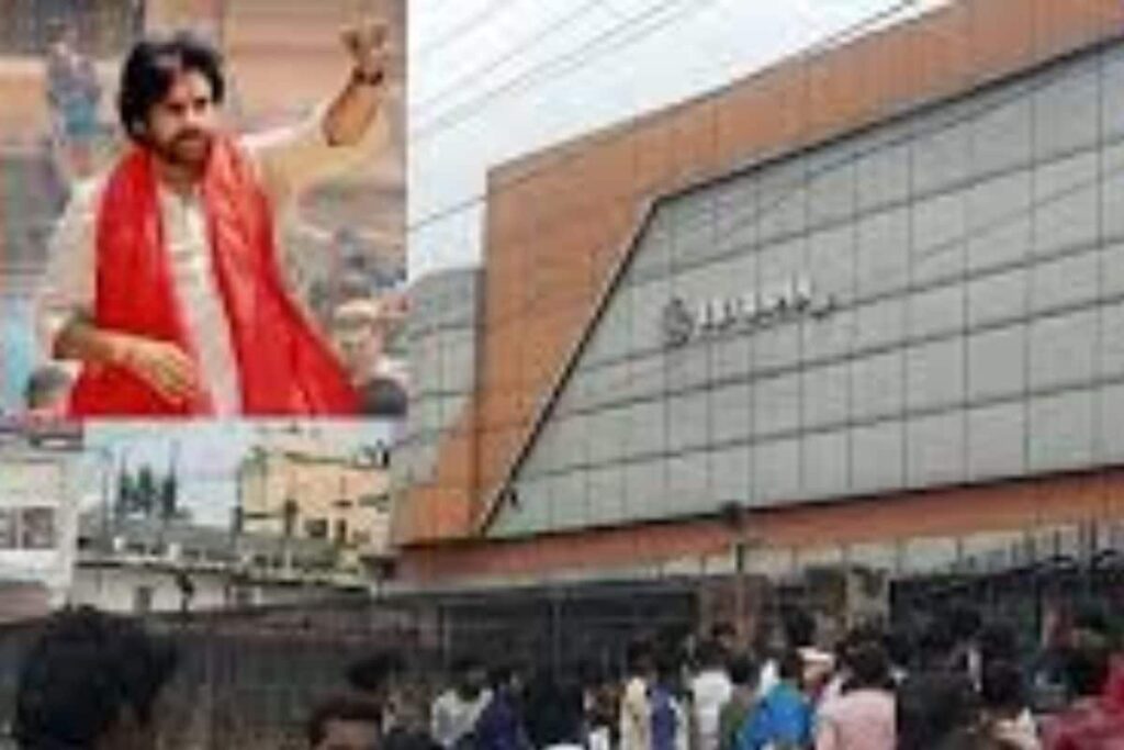 On Pawan Kalyan's Birthday, Gabbar Singh Re-released In East Godavari
