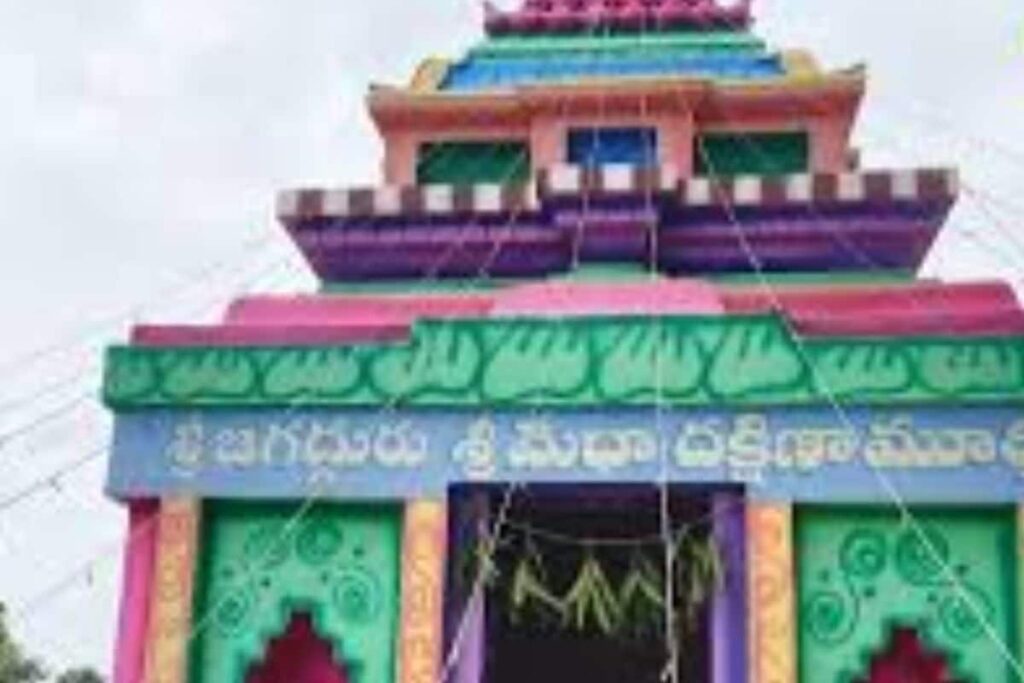 Why Andhra Pradesh’s Dakshinamurthy Temple Is Said To Bless Devotees With Wisdom