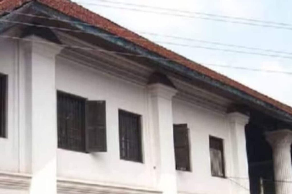 Why Kerala’s Sreepadam Palace, Built In European Architectural Style, Is A Must Visit