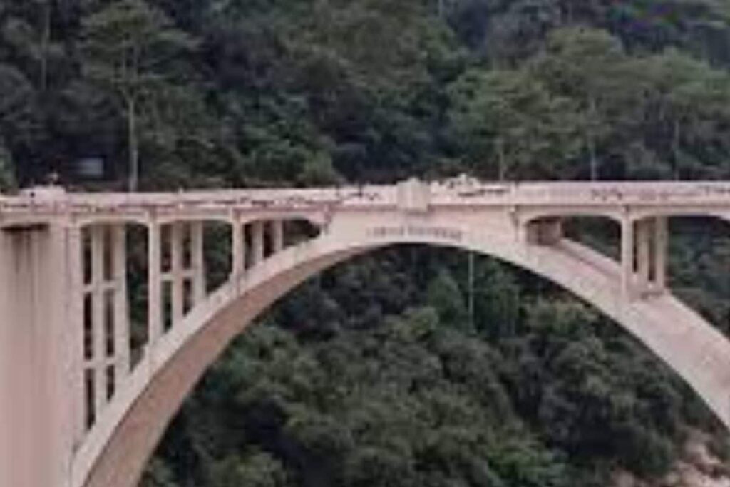 Why You Must Visit Coronation Bridge On Your Next Bengal Trip