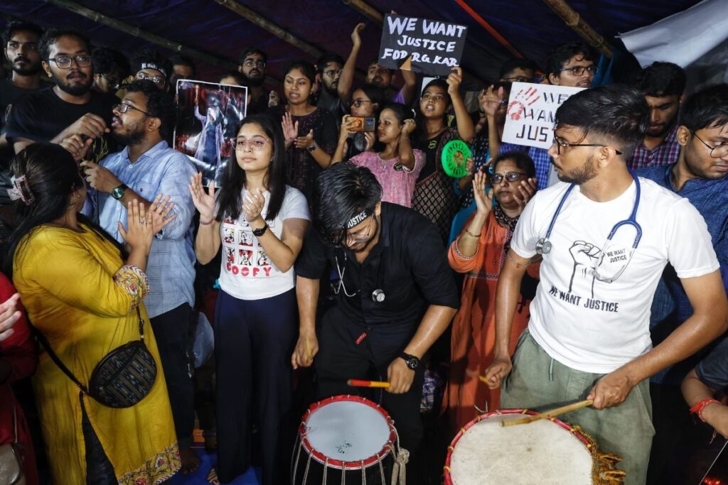 How Kolkata Doctors Took a Leaf Out of Mamata's Playbook to Ensure Top Cop's Removal