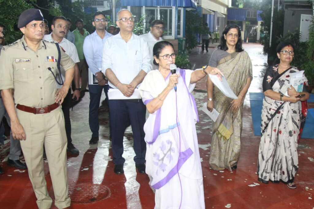 Junior Doctors Write to Chief Secretary Over 'Unfulfilled Demands', Mamata Meets Police, Health Officials