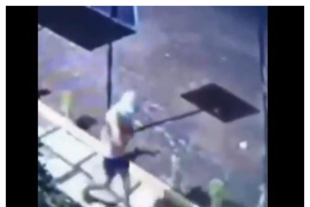 'Underwear Gang' Attacks House, College in Nashik; Steals Gold Worth Rs 5 Lakhs & Bananas