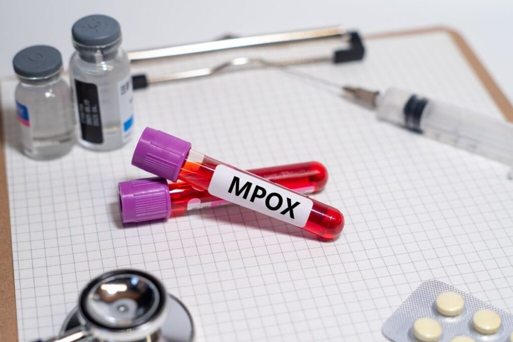 News18 Evening Digest: Foreign Returnee Shows Mpox Symptoms, Possibly India's First Case, And Other Top Stories