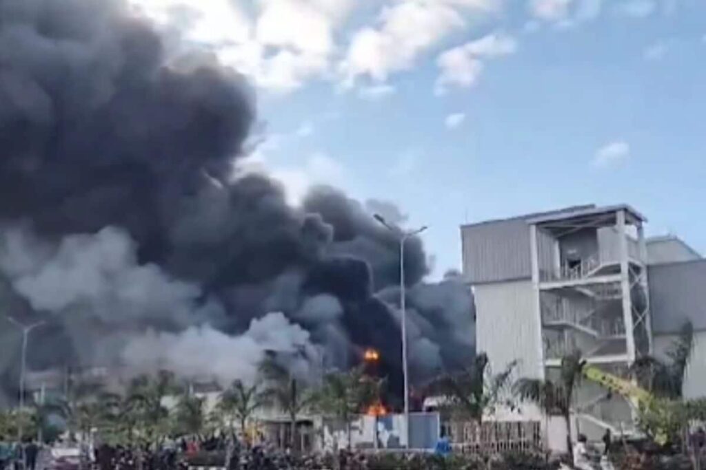 Massive Blaze Sweeps Through Tata Electronics Manufacturing Unit In Tamil Nadu's Hosur, None injured