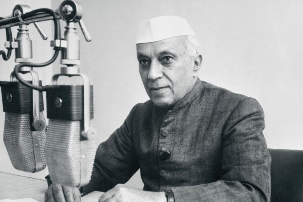 Is Rahul Gandhi Following in Jawaharlal Nehru’s Footsteps? How India’s First PM Betrayed, Insulted Sikhs