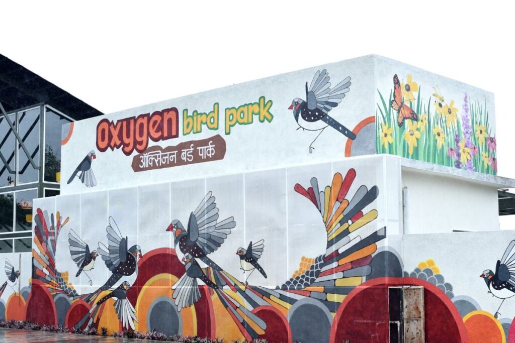 A Natural Habitat on A National Highway: What is Gadkari’s First-of-Its-kind ‘Oxygen Bird Park’ in Nagpur?