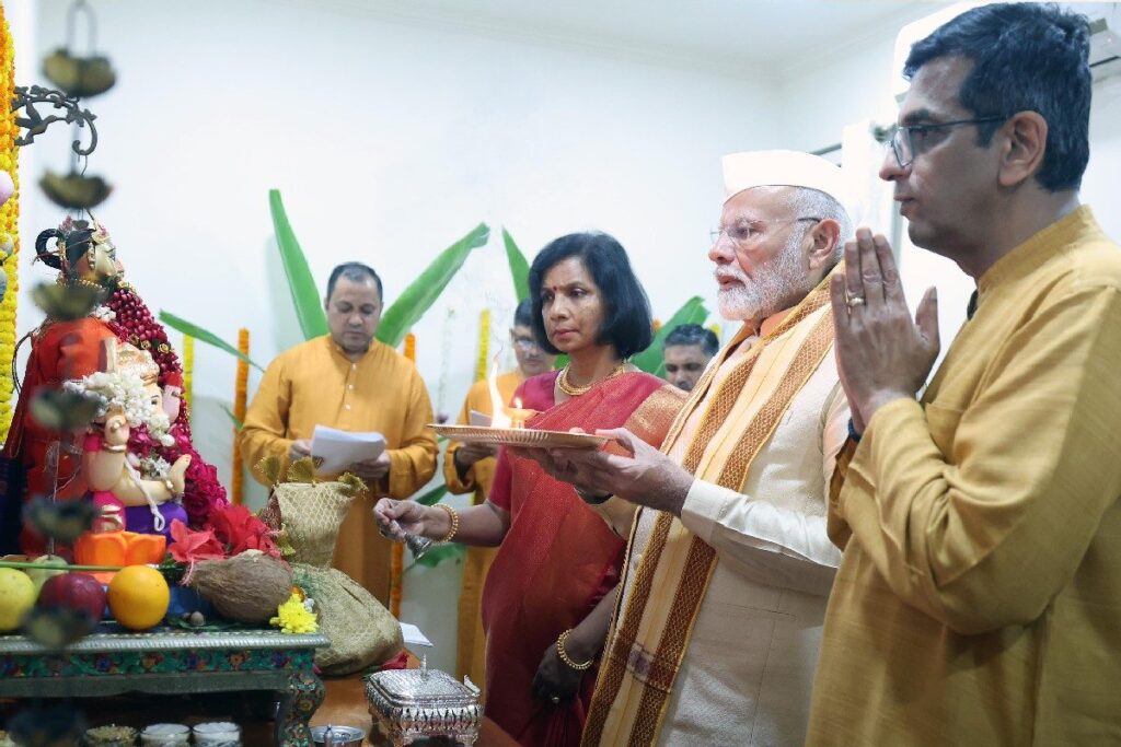 Uproar over PM Visiting CJI's Residence: What Do Rules Say And Were Any of Them Violated?