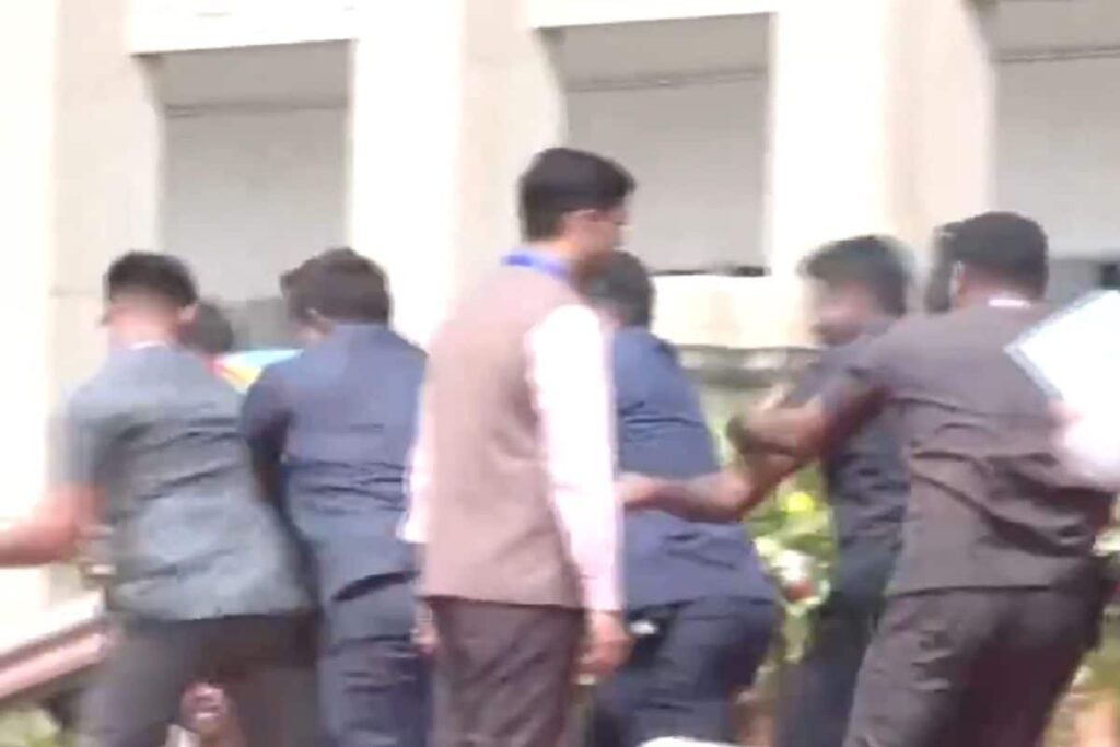 Security Breach At Karnataka CM Siddaramaiah's Event In Bengaluru, Dramatic Video Surfaces
