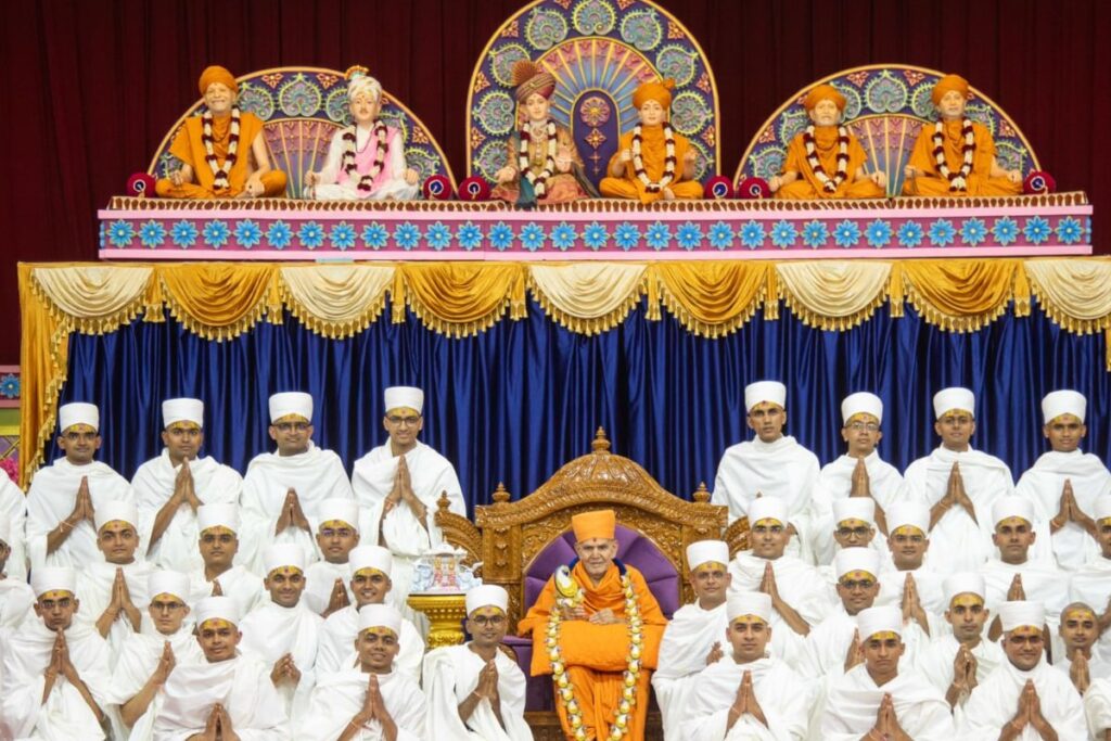Mahant Swami Maharaj Gives 29 Educated Youths Parshadi And Bhagwati Sant Diksha To 37 More At BAPS Akshar Mandir In Gujarat
