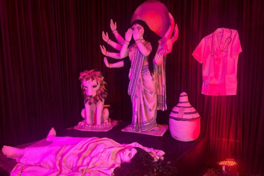 Maa Durga's Pain, VIP Passes for Doctors & Models of Spine: Bengal's Durga Puja Pandals Seek Justice Through Art