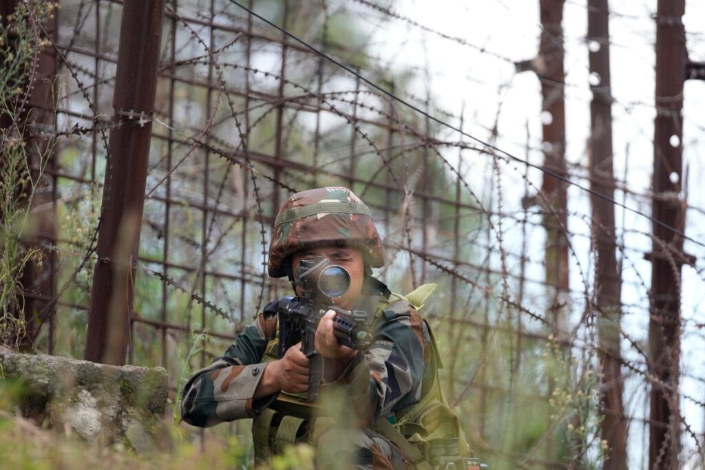 All About the 'Patka Helmet': How This Unique Gear Shields Indian Soldiers in Kashmir