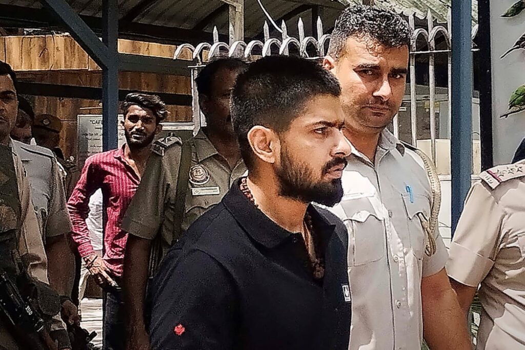 How Does Gangster Lawrence Bishnoi, Who Has Threatened Salman Khan, Spend His Day In Sabarmati Jail?