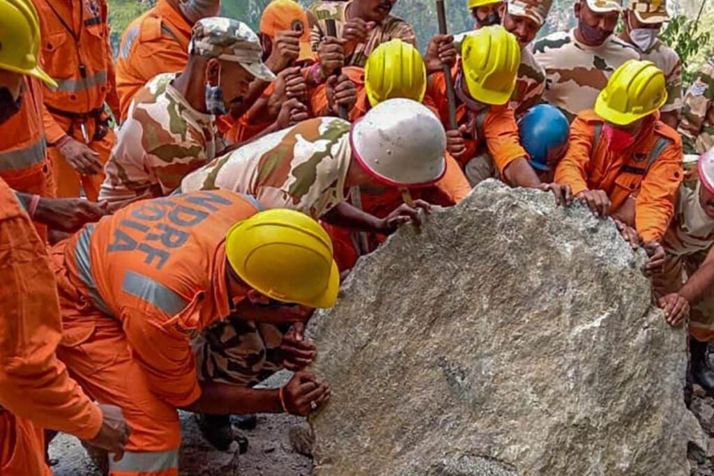 Five Labourers Killed After Soil Caves In at Construction Site in Gujarat's Mehsana