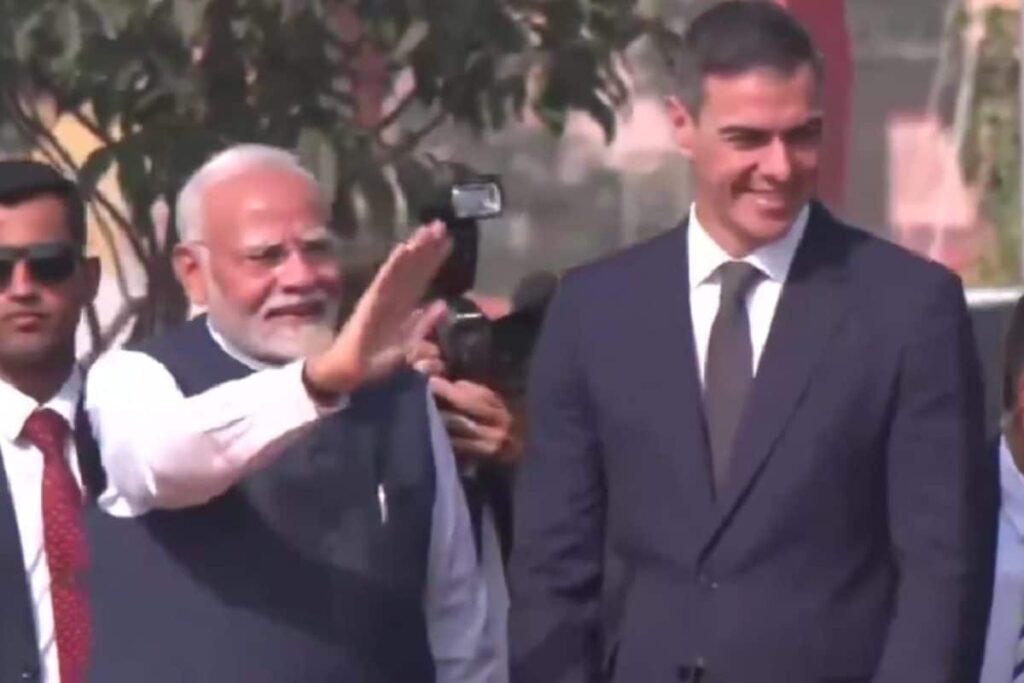 PM Modi, Spanish Counterpart Hold Roadshow In Gujarat's Vadodara, To Unveil TATA Aircraft Complex