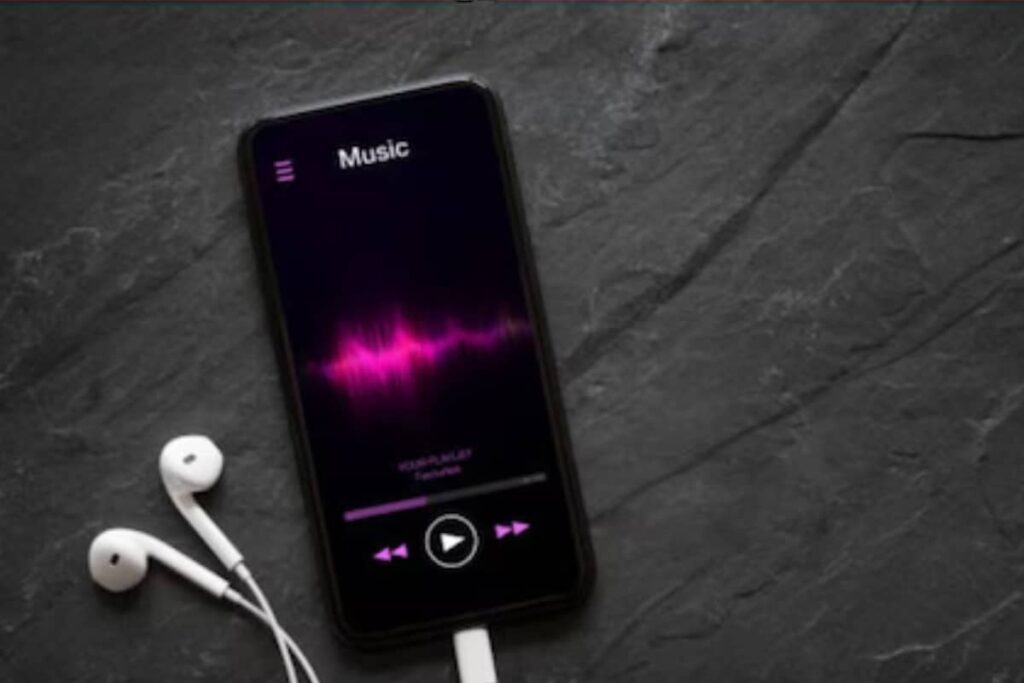 Kota Youth On the Run After Attacking Father With Axe for Using His Mobile Phone to Listen to Songs