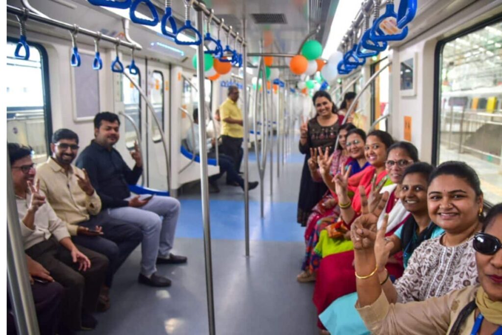 Mumbai: Skip The Queue & Buy Metro Tickets For Lines 2A, 7 On WhatsApp | Check Details