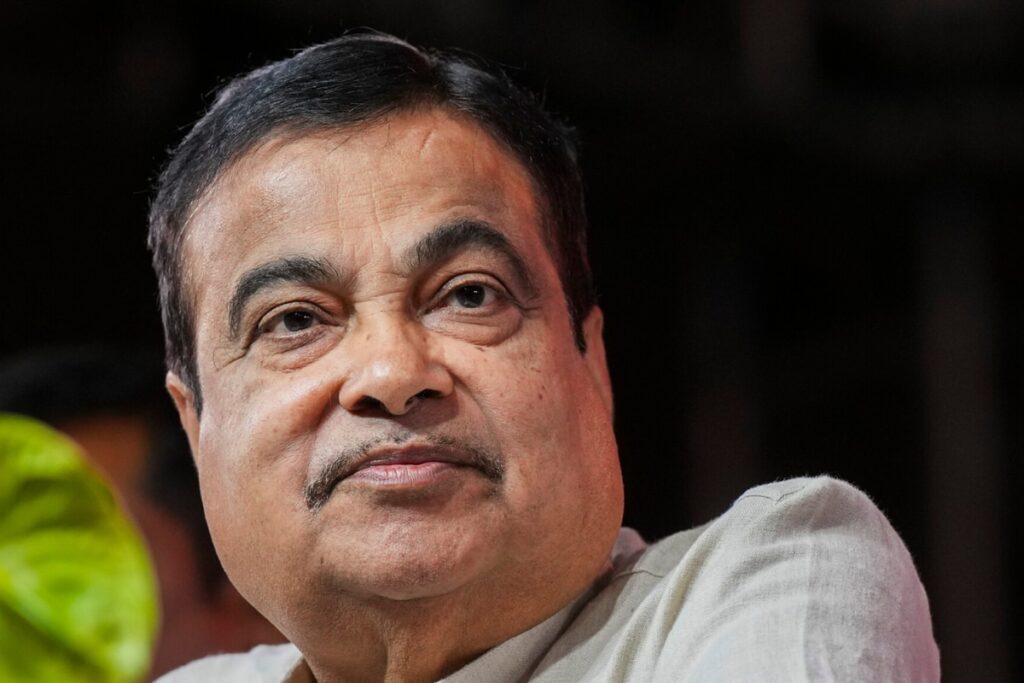Union Minister Nitin Gadkari Launches 'Humsafar Policy'; To Provide Slew of Facilities Along National Highways