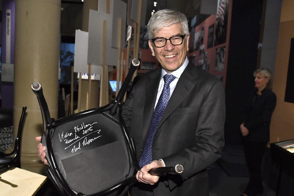 ‘Model For South Asian Nations’: Nobel Prize Winner Romer Heaps Praise On India’s Digital Revolution