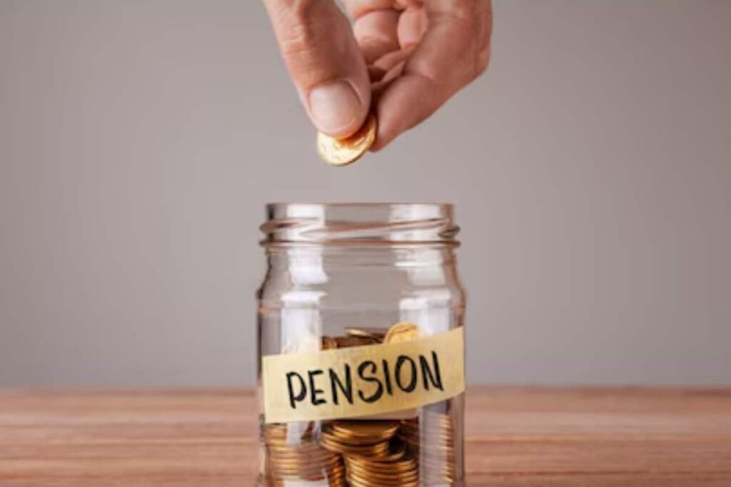 Retired Central Govt Employees to Get Extra Pension From The Month They Turn 80