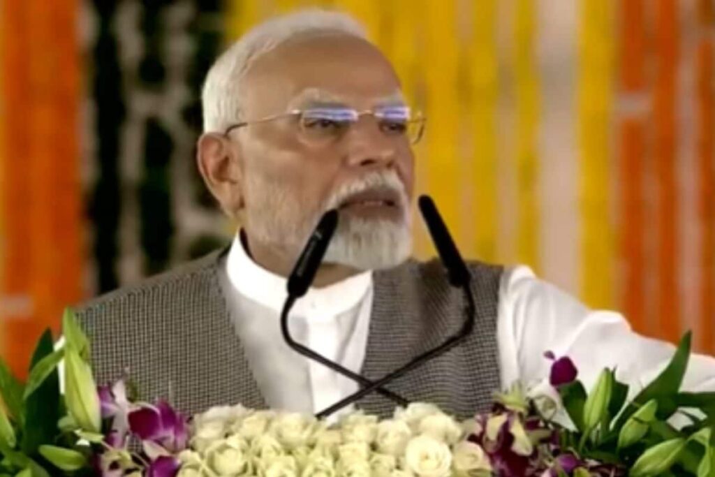 PM Modi Asks Union Ministers, Secretaries To Sack Non-Performers, Tainted Employees 'In Public Interest'