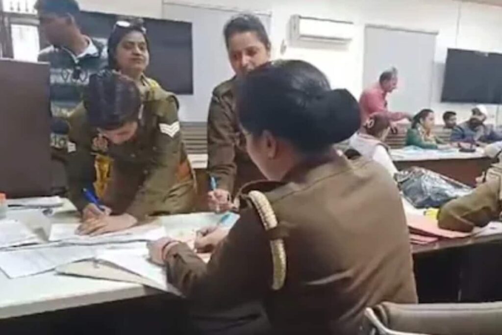 City-Bred Husband Likes Tea. Wife from the Village Likes Milk. Agra Police Caught in the Middle